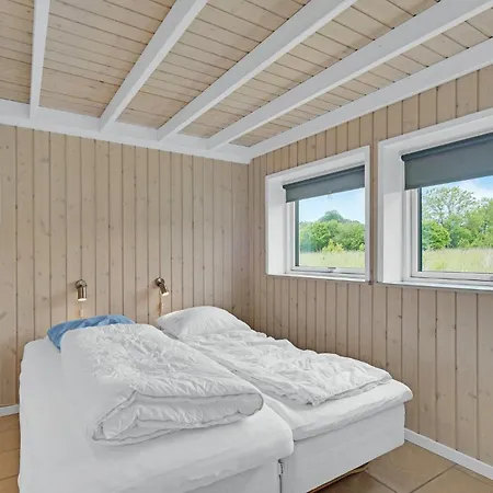 Gorgeous In Tranekaer With Sauna Feriehus *