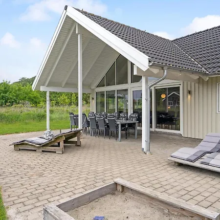 59 With Hot Tub Vakantiehuis Tranekær